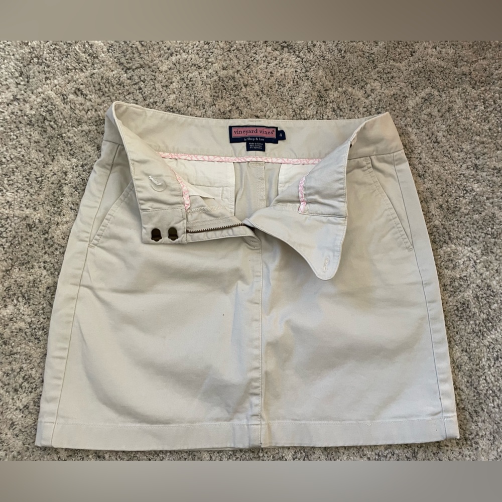 Vineyard Vines Stretchy Skirt